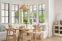 9 Breakfast Nook untuk Rumah Mungil, Ruang Makan ala Eropa 9 Breakfast Nook untuk Rumah Mungil, Ruang Makan ala Eropa