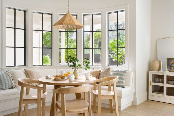 9 Breakfast Nook untuk Rumah Mungil, Ruang Makan ala Eropa 9 Breakfast Nook untuk Rumah Mungil, Ruang Makan ala Eropa